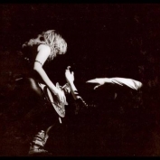 girlschool_kelly_paramount_01a